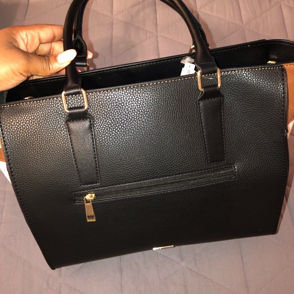 Purse - Picture 2 of 5